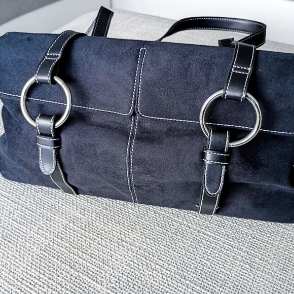 Estée Lauder Soft Black Suede Shoulder Bag Double Silver Ring Detail - Picture 2 of 8